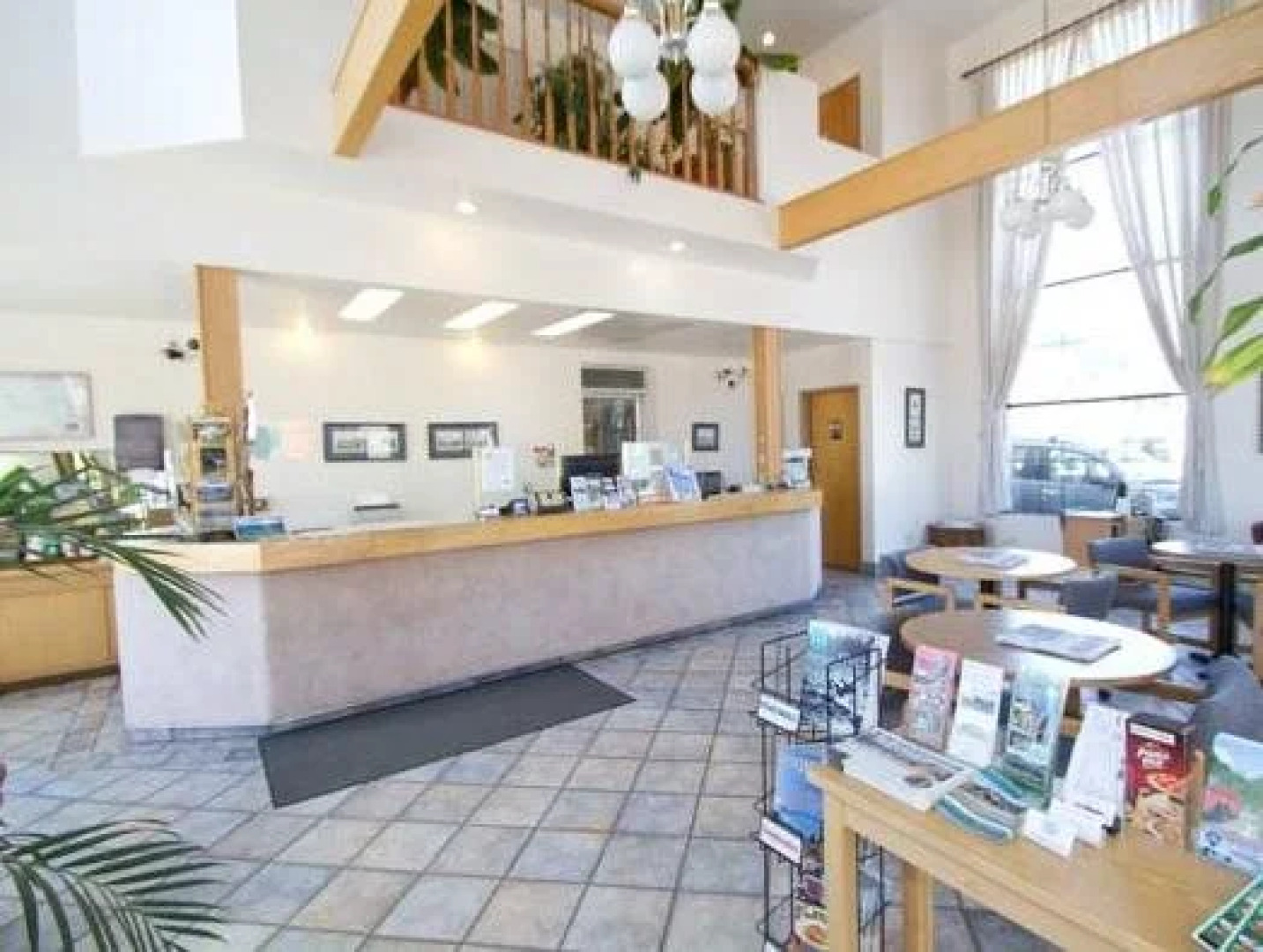 Brooks Street Motor Inn