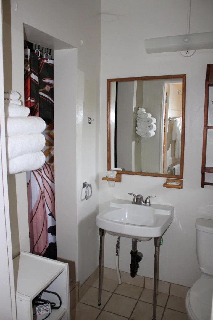 The Bonnie Inn Unit 6