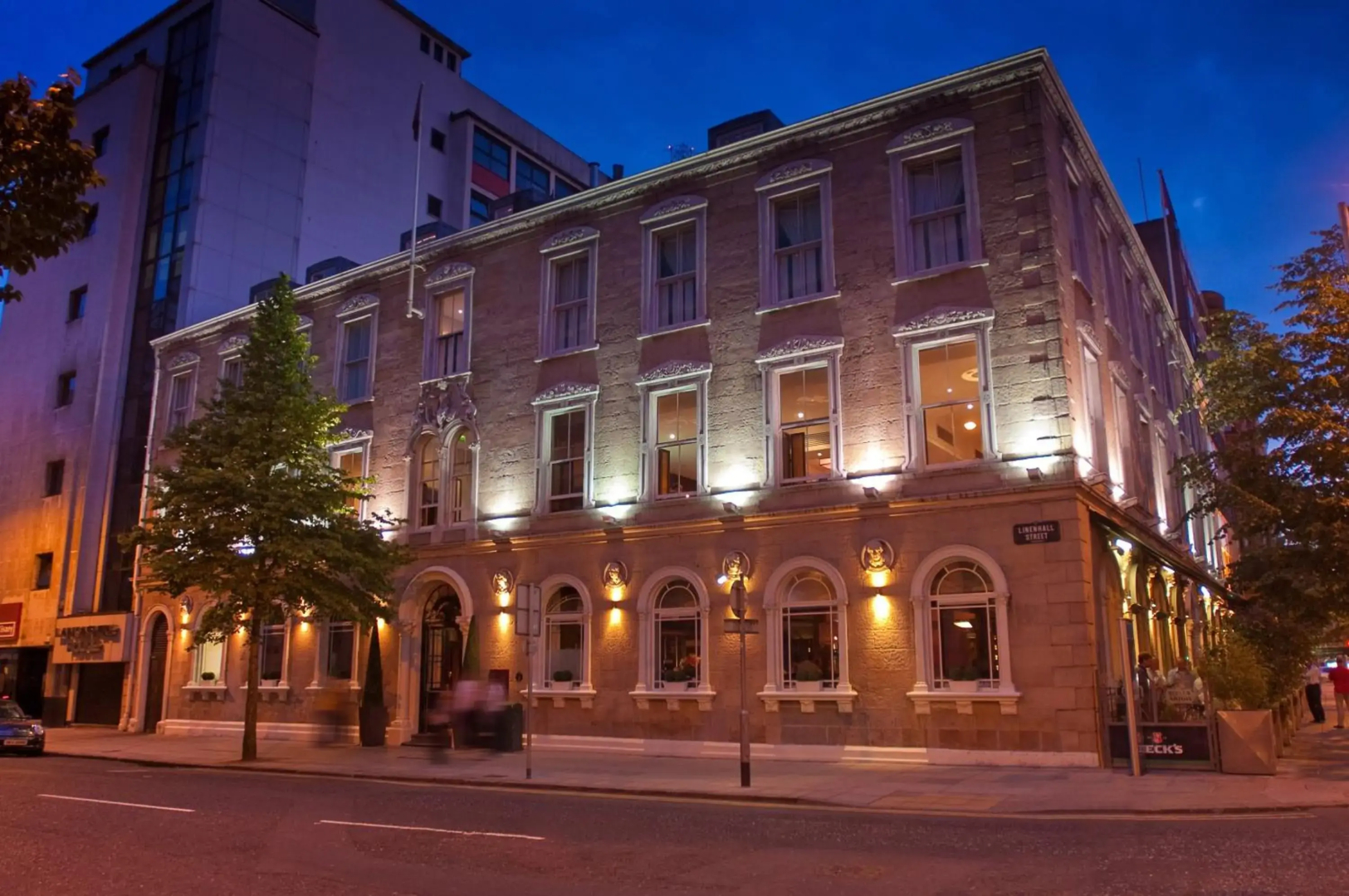 DoubleTree by Hilton Belfast City Ten Square