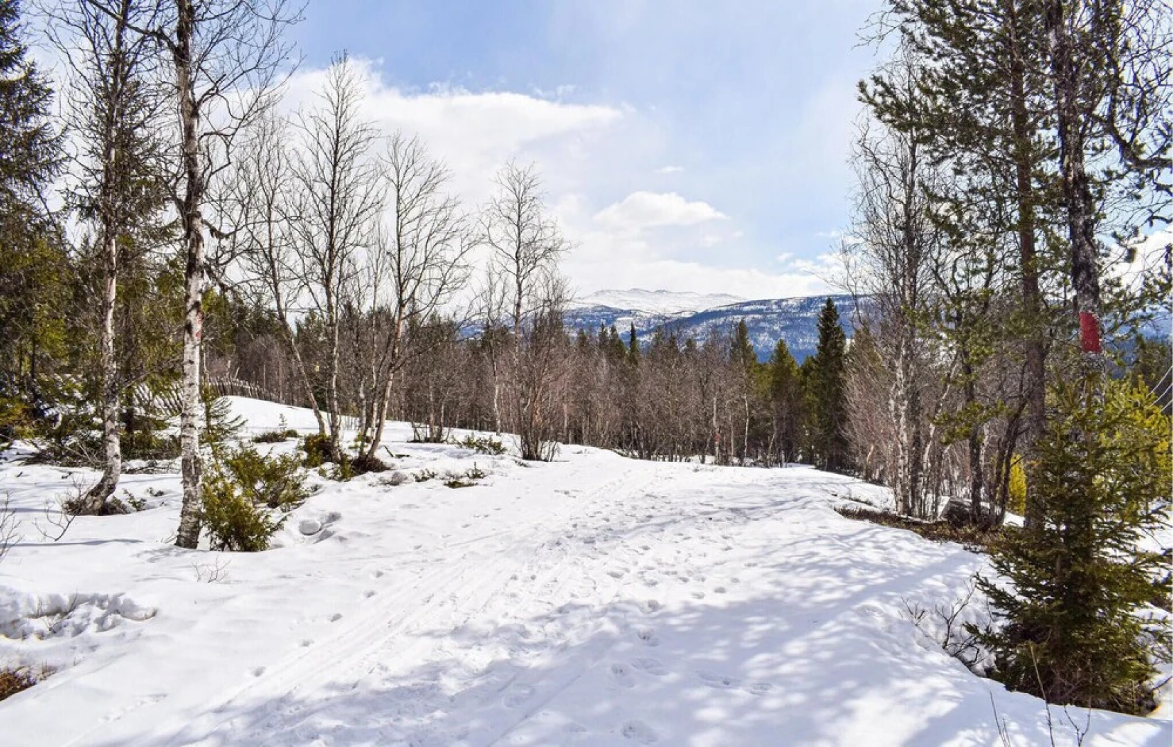 Nice Home in Vinstra With 4 Bedrooms and Wifi