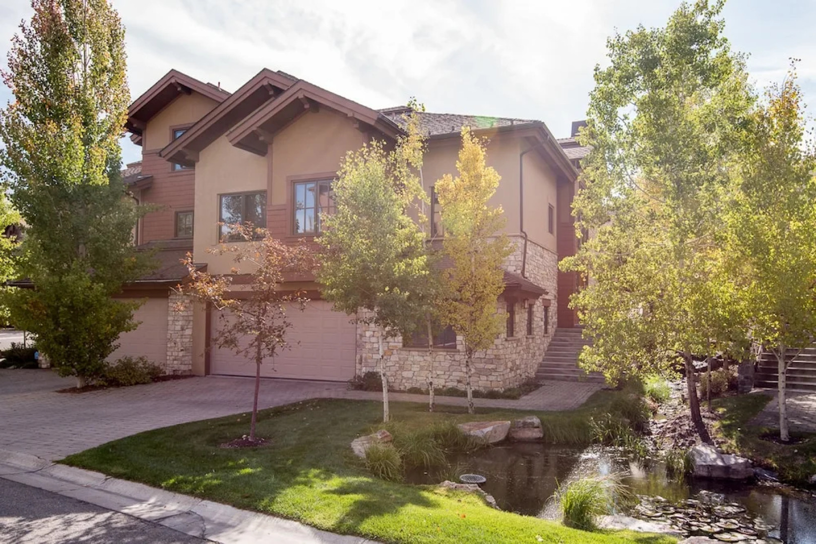 Angani Way Townhome 102 by Alpine Lodging Sun Valley