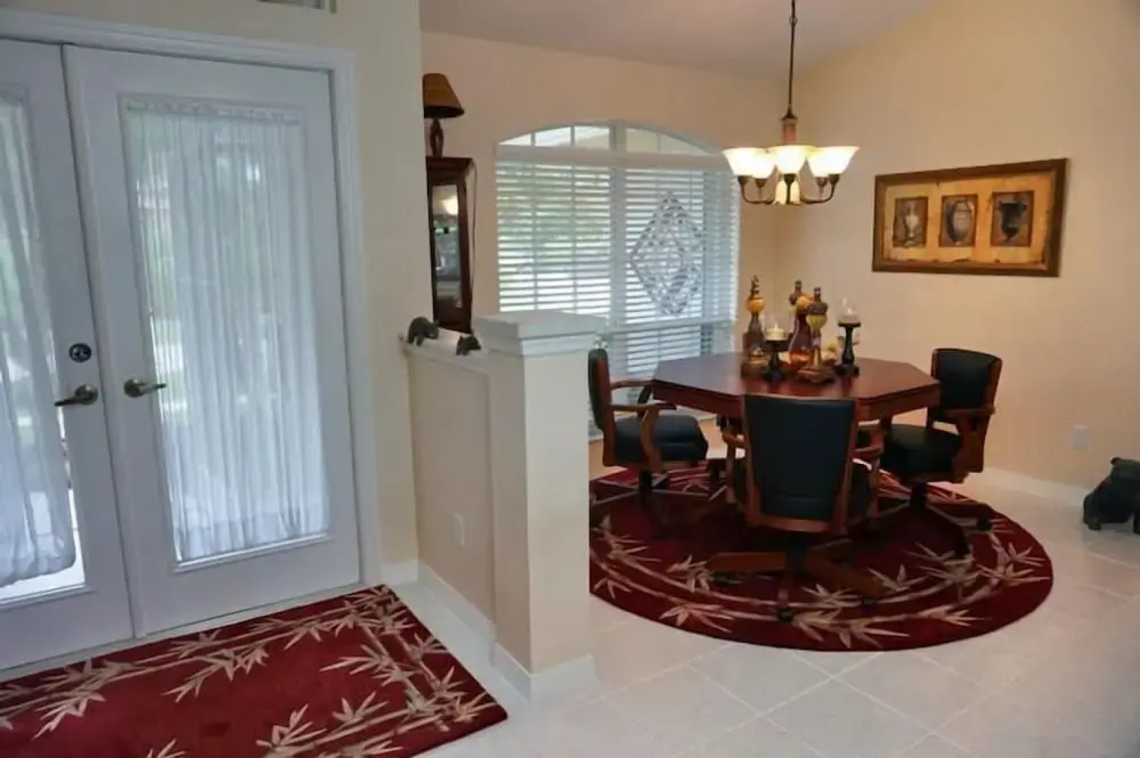 MANOR41 3 Bedroom Holiday Home by Marco Naples Vacation Homes