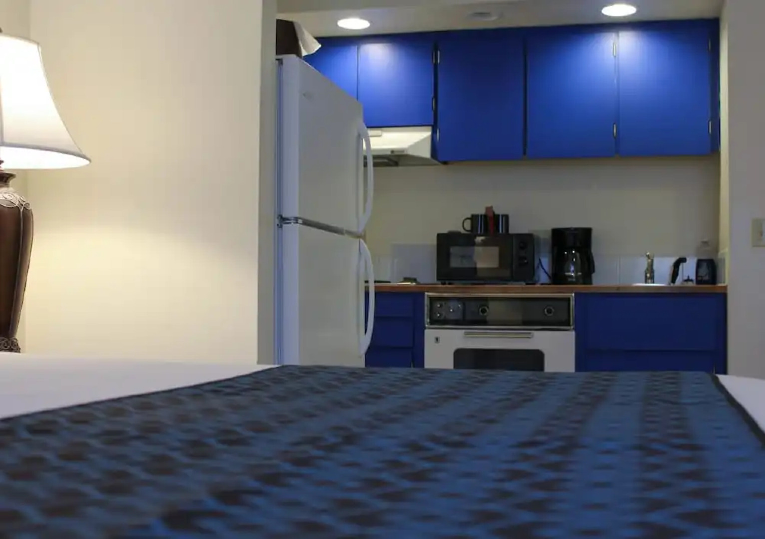 Helgeson Place Hotel & Suites