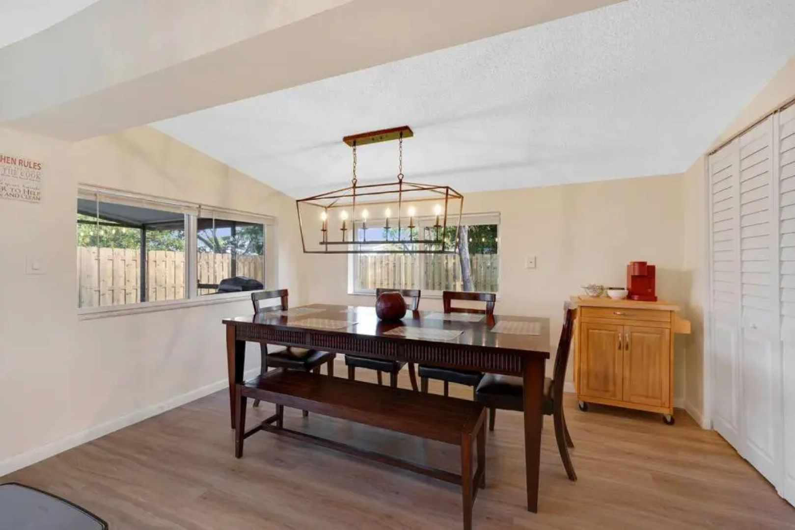 Yellow house in Davie