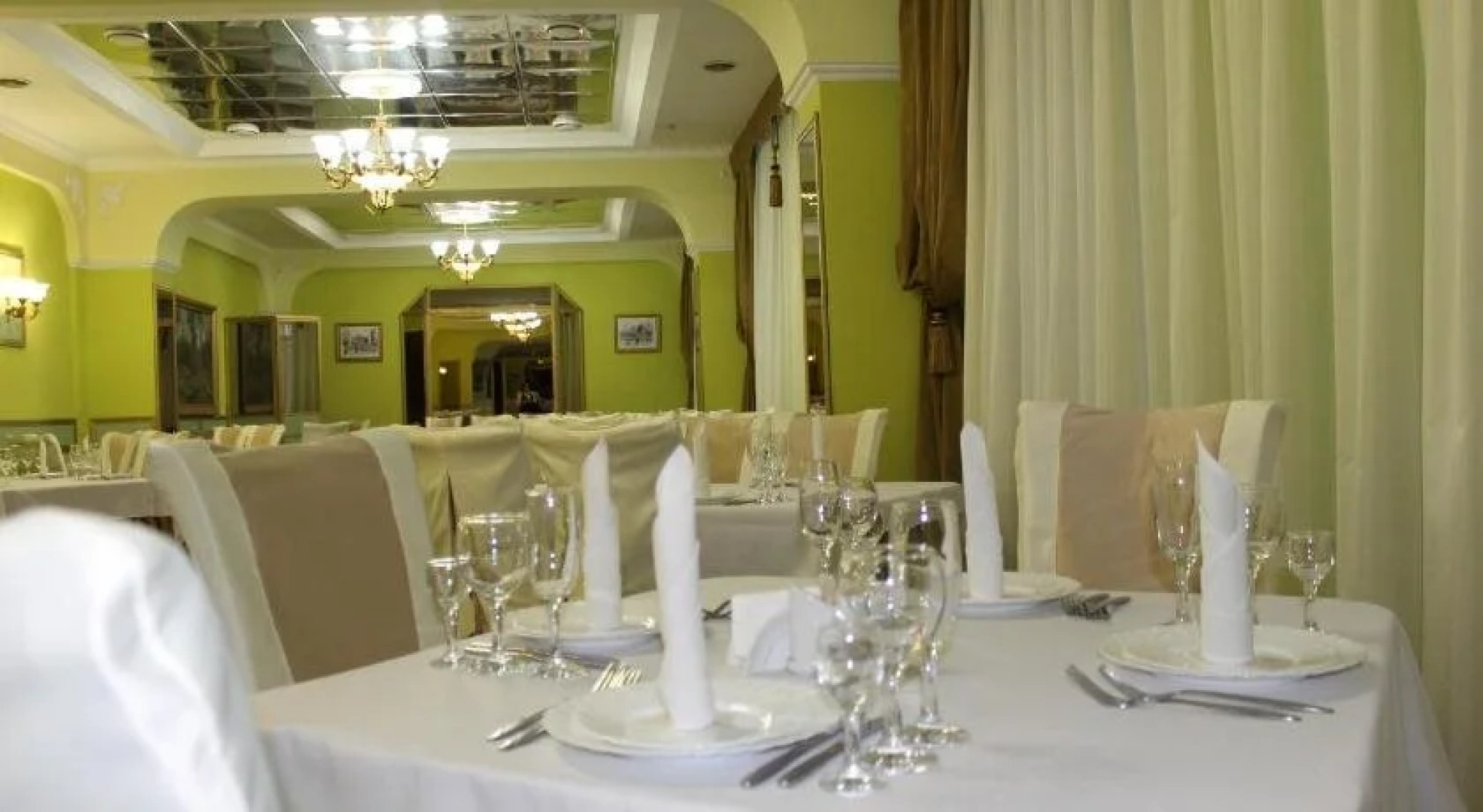 Отель Александровский