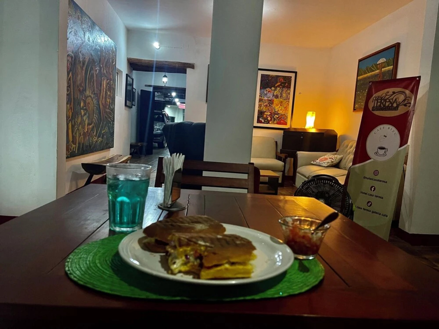 Hotel Casa Teresa Galeria Cafe