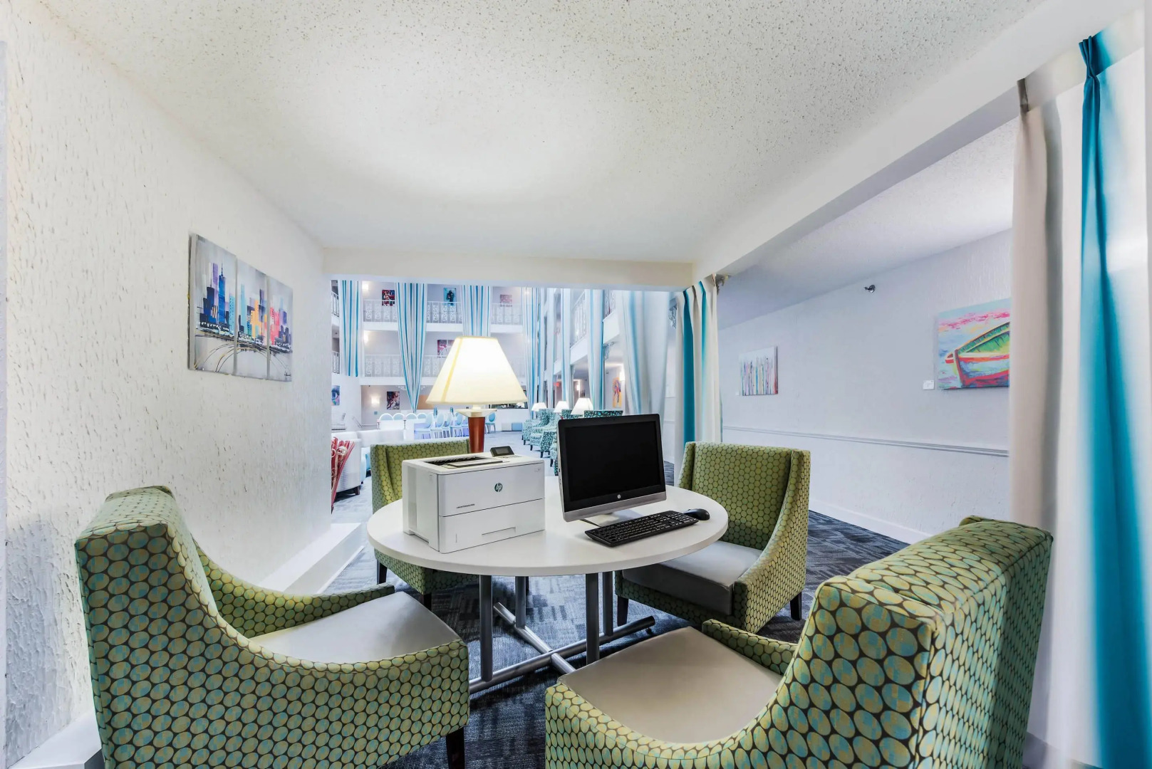 The Blu Hotel Blue Ash Cincinnati, an Ascend Collection Hotel