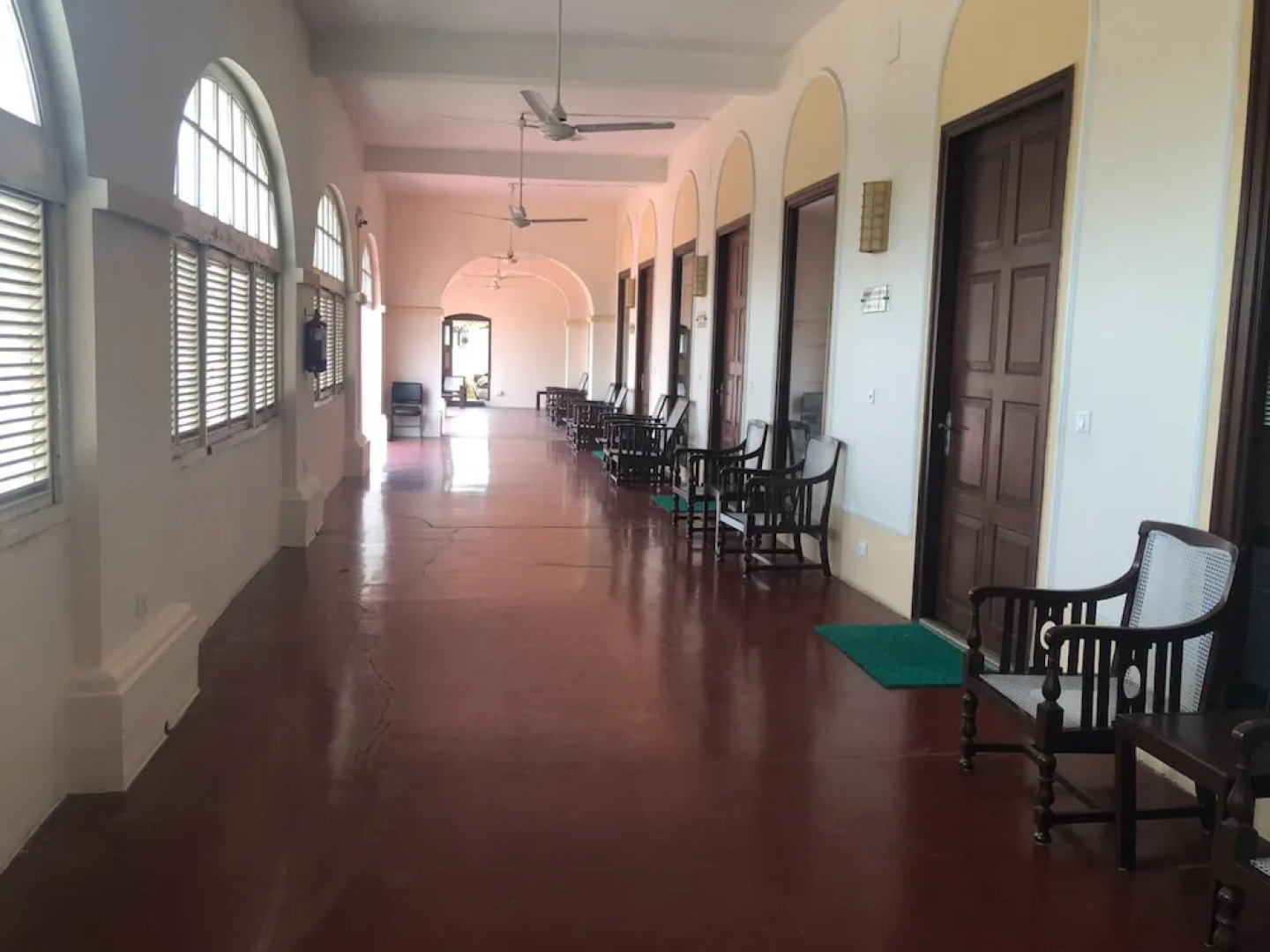 OYO 3010 Chanakya BNR Hotel