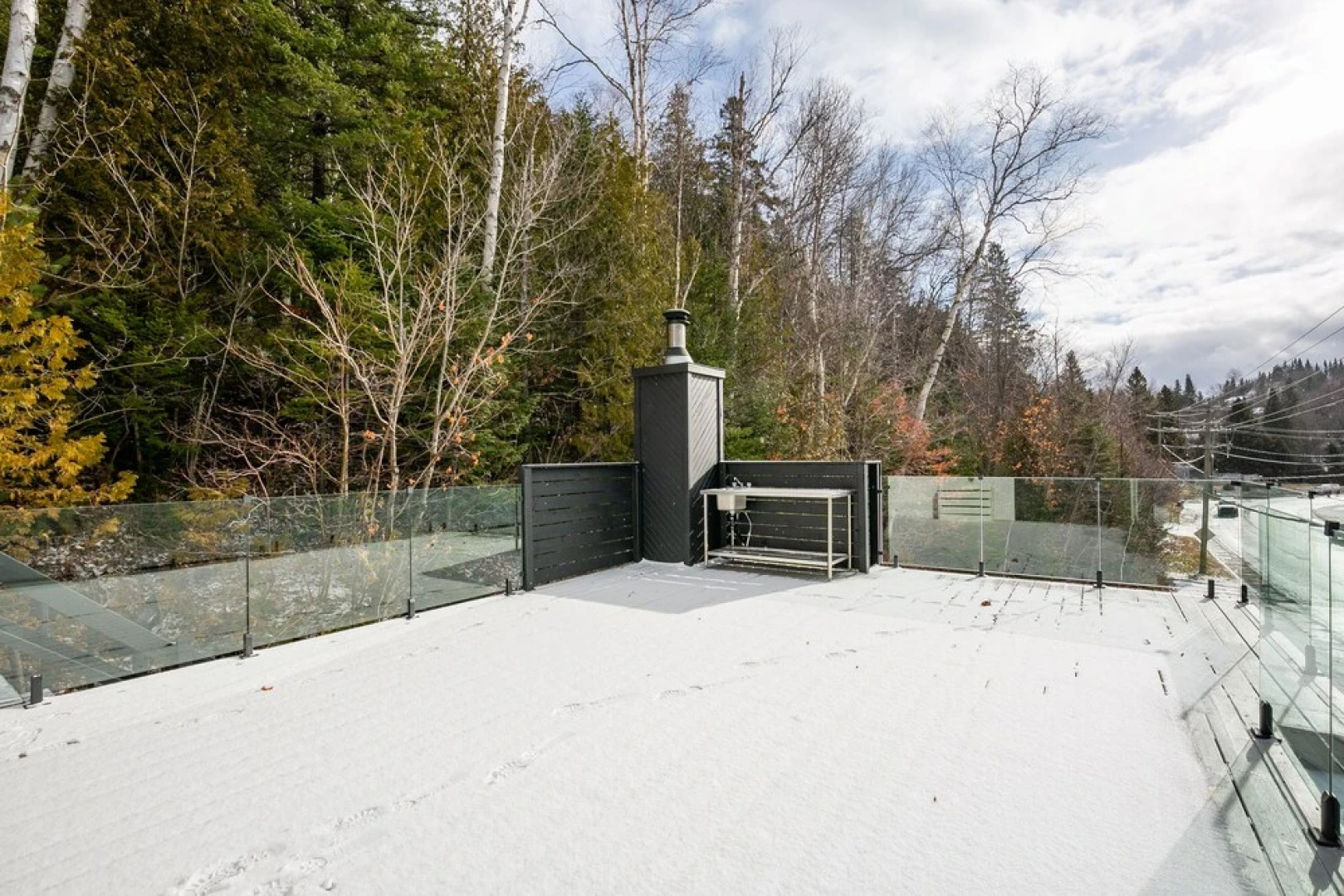 Les Lofts du Lac des Sables by KASANIA