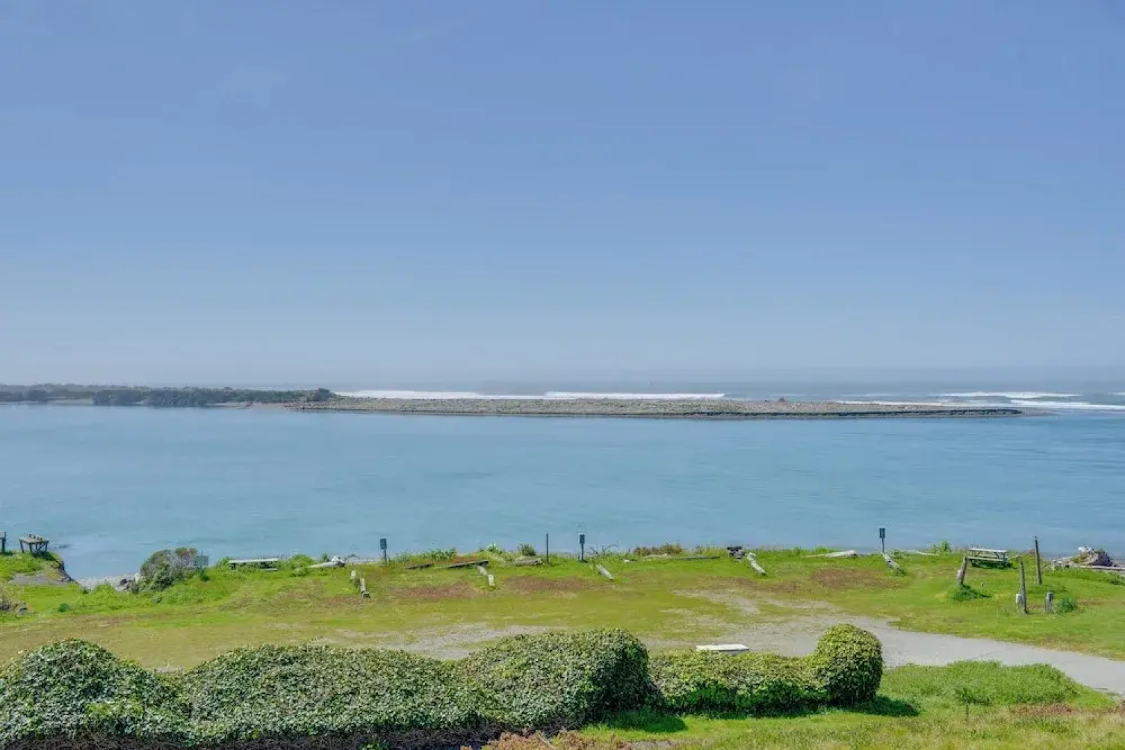 Smith River Home w/ Boat Launch & Ocean Views