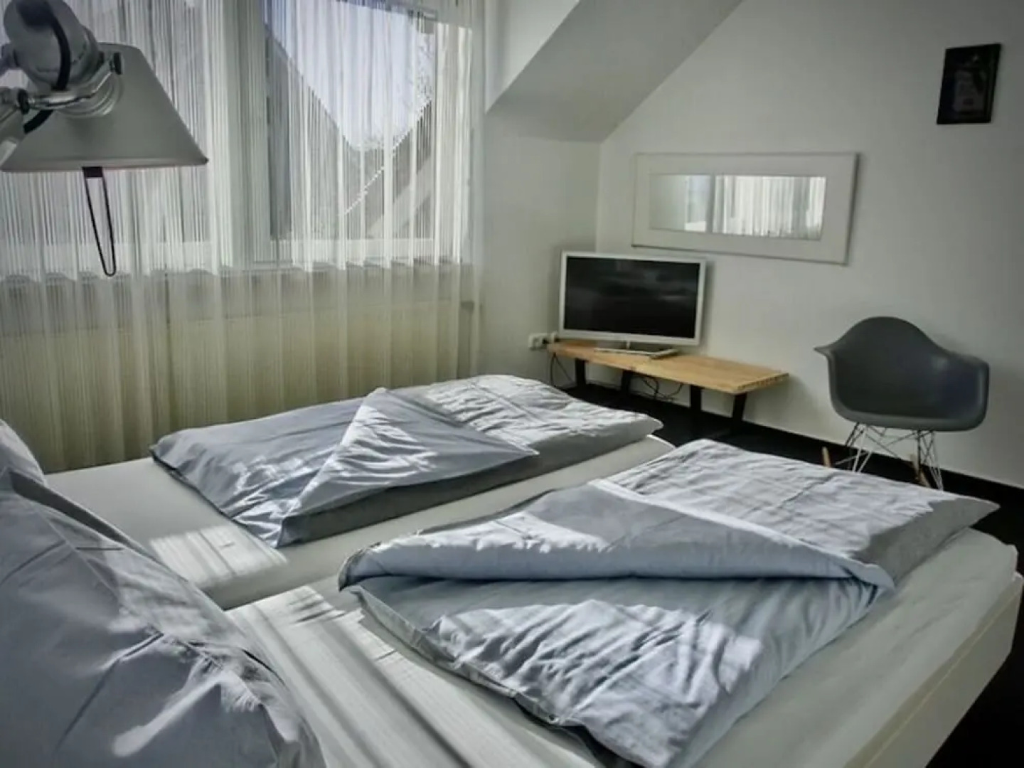 Christel Modern Retreat