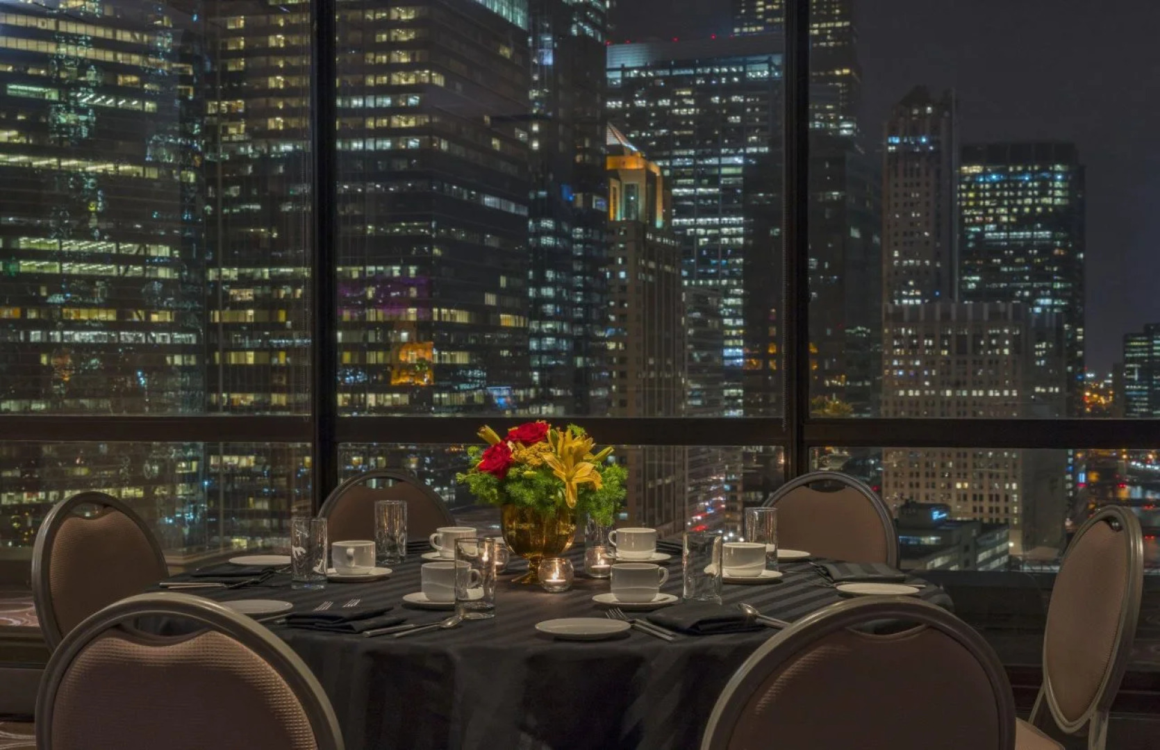 Holiday Inn Chicago Dwtn - Wolf Point