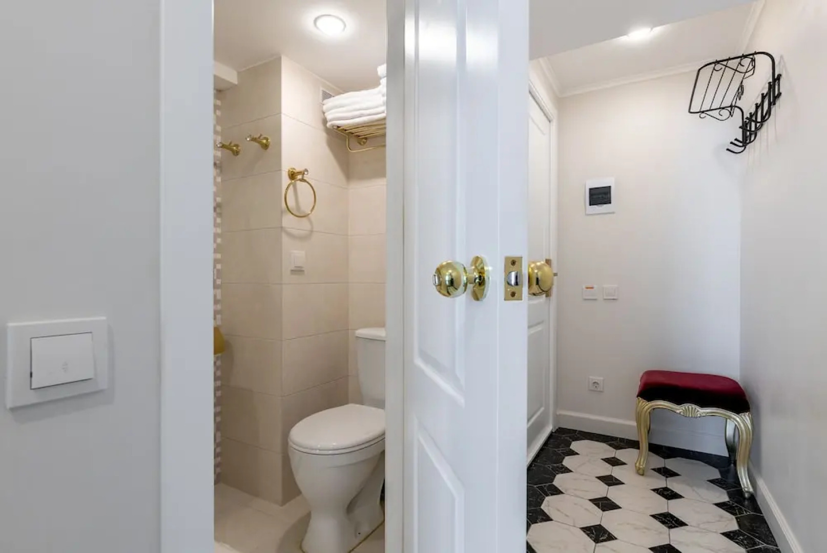 Апартаменты ColorSpb «Легенды Невского проспекта»