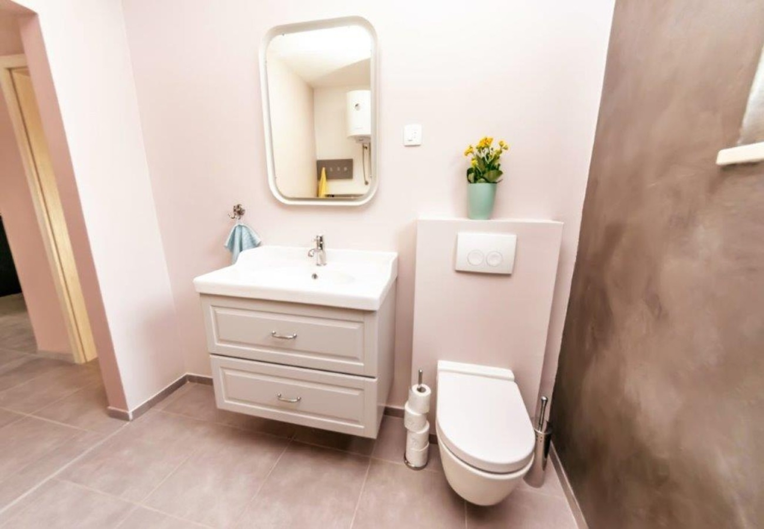 Apartment Darko 2 - 50 m from sea: A6 Sukosan, Zadar riviera