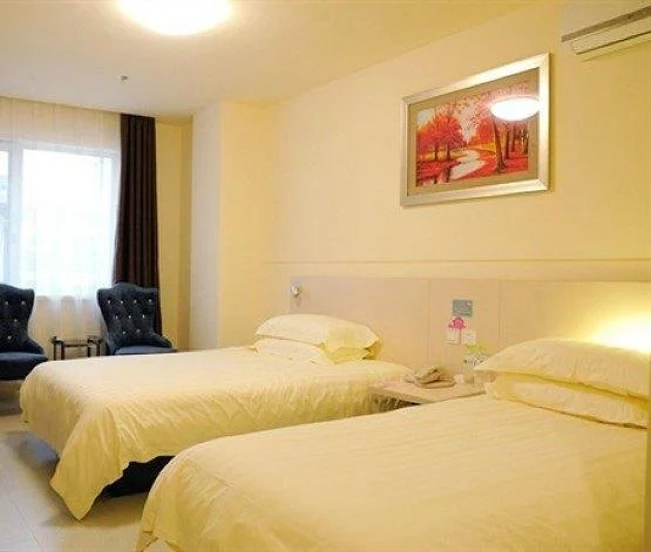 Dongcheng Business Hotel