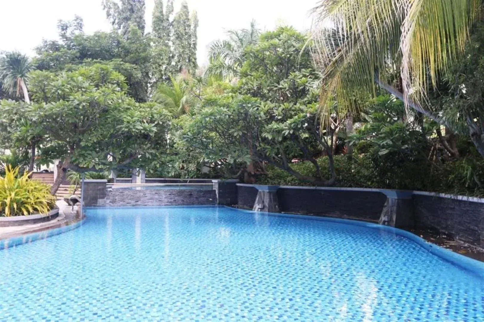 Java Paragon Hotel and Residences