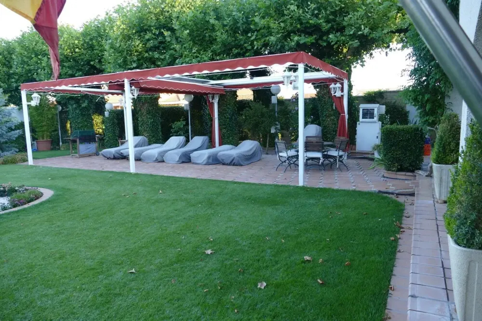 2 Bedrooms Town House for Rent