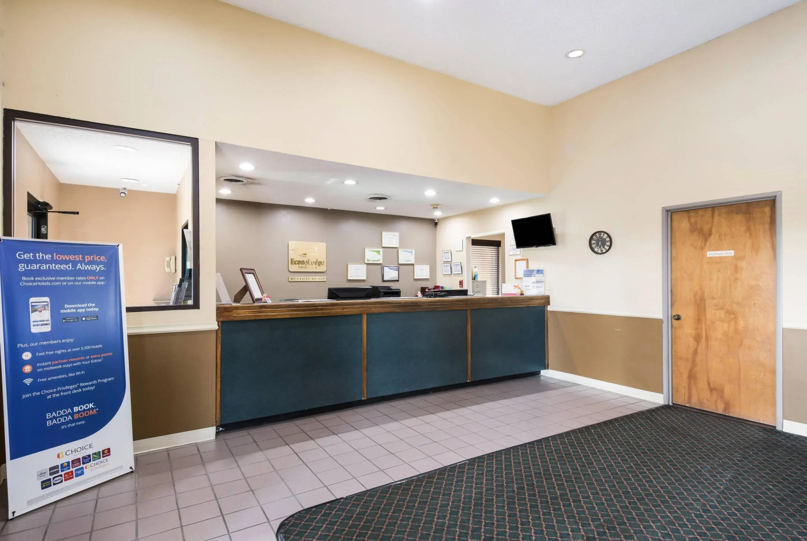 Econo Lodge Inn & Suites Knoxville East