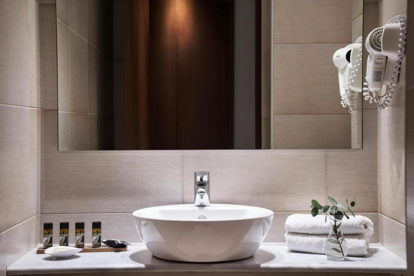 Antera Hotel & Residences