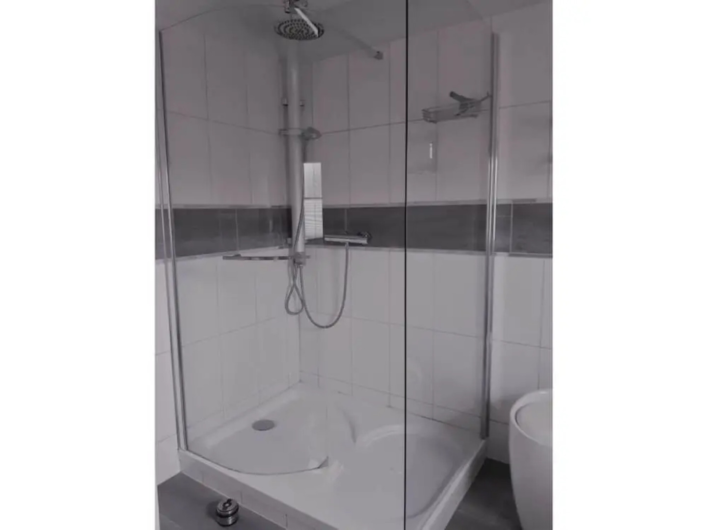 Nordic Huis Modern Retreat