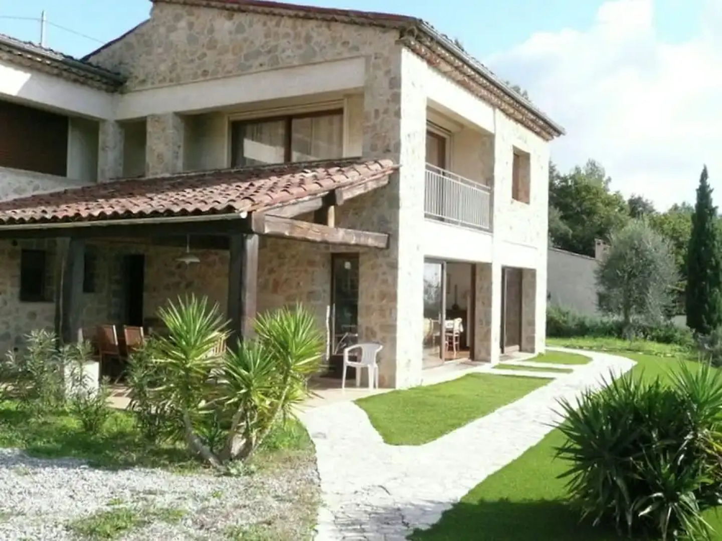 Splendid Holiday Home in Le Tignet South With Garden