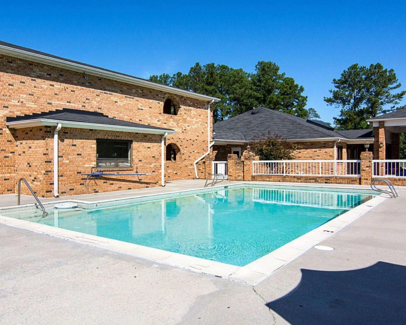 Quality Inn Petersburg Fort Lee Area