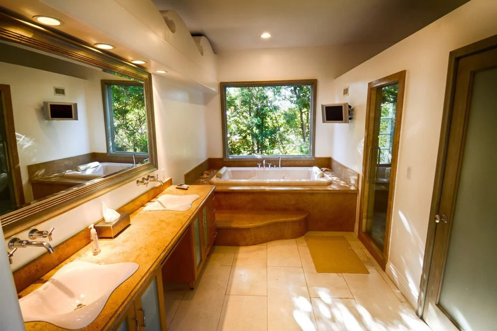 Malibu Venetian Luxurious Villa