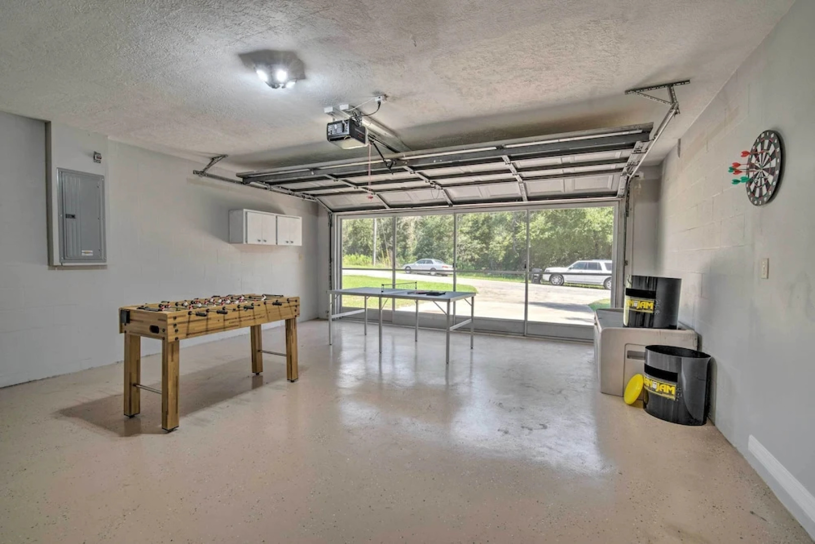 Welcoming Citrus Springs Home w/ Heated Pool