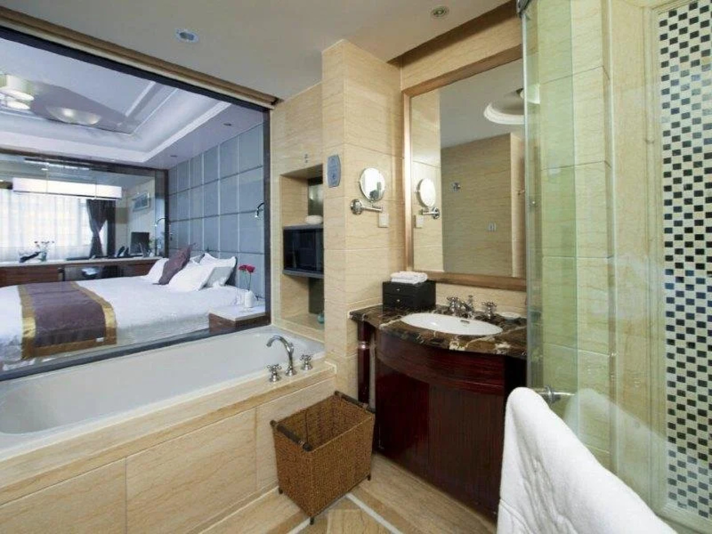 Nanchang Friend Platinum Hotel