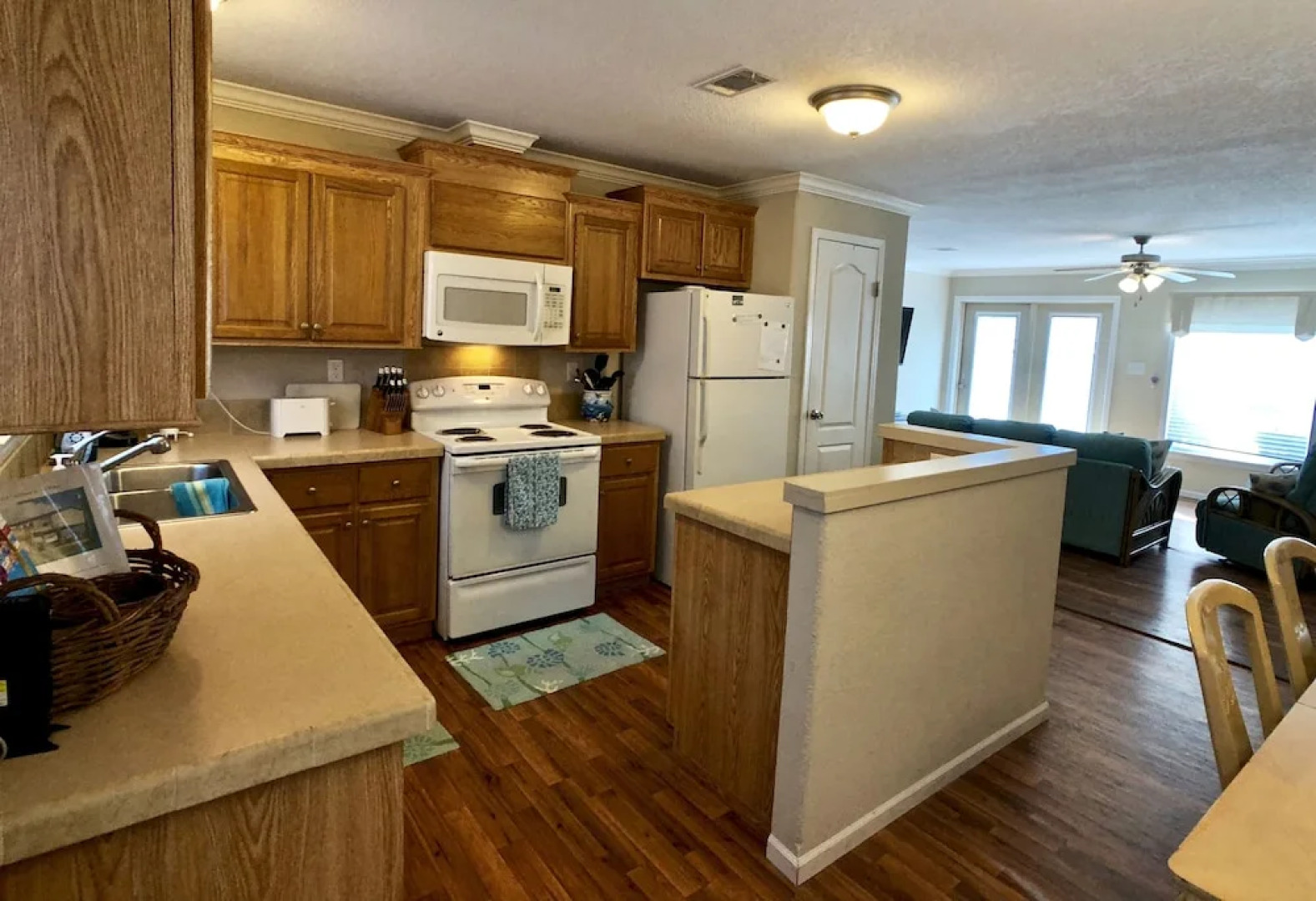 Stone's Throw 3 Bedrooms 2 Bathrooms Home