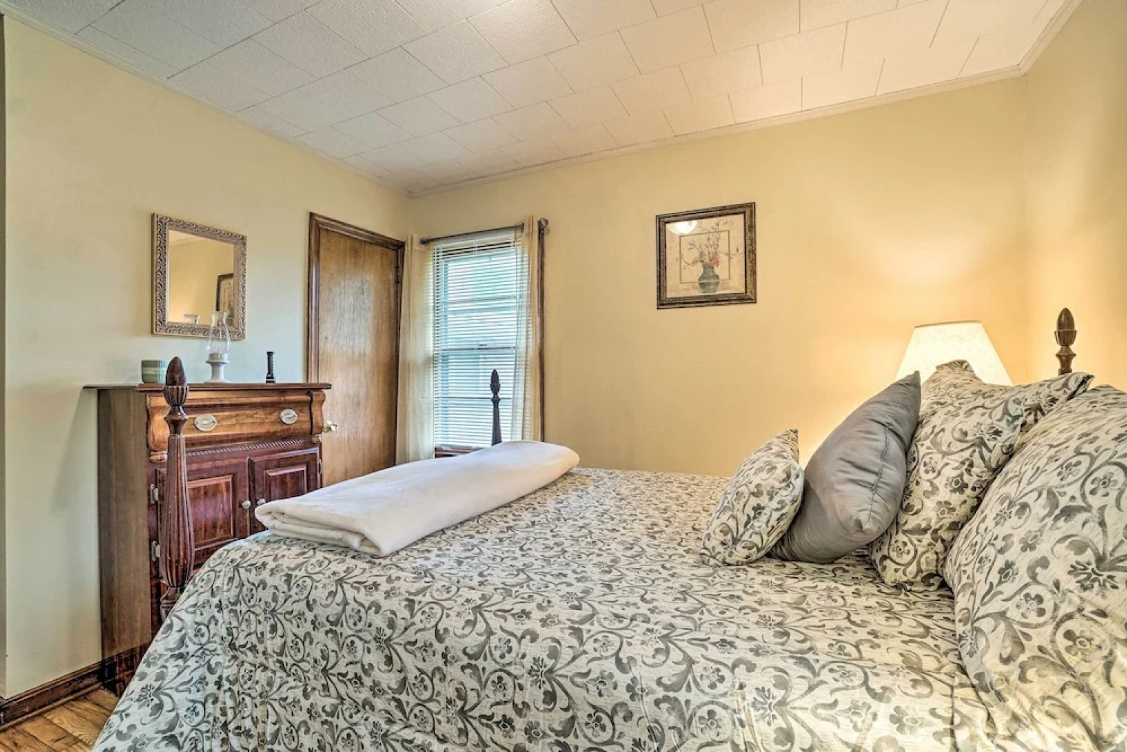 Pet Friendly Home w/ Hot Tub, Patio & Game Room!