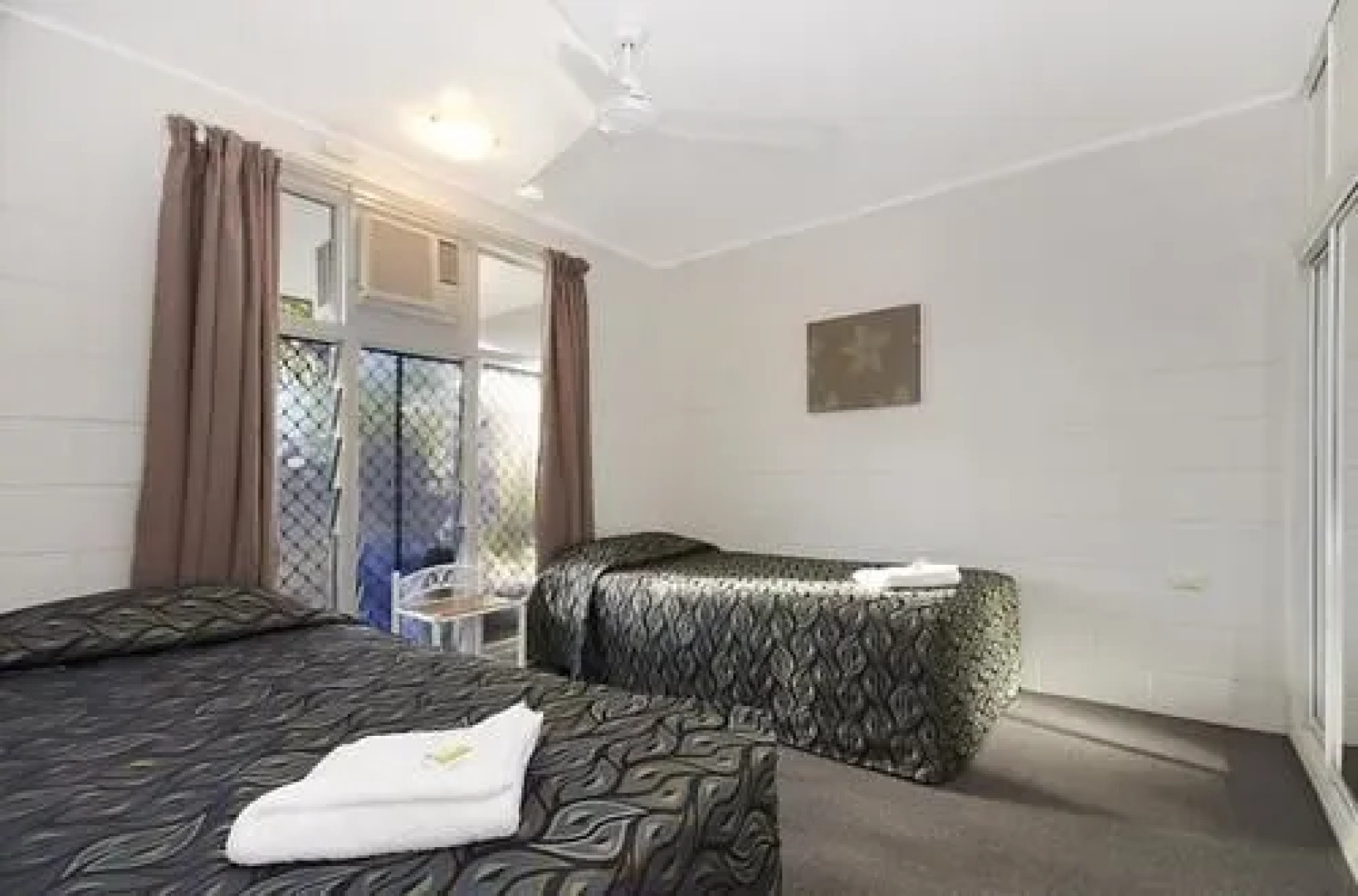 The Gulls Apartments