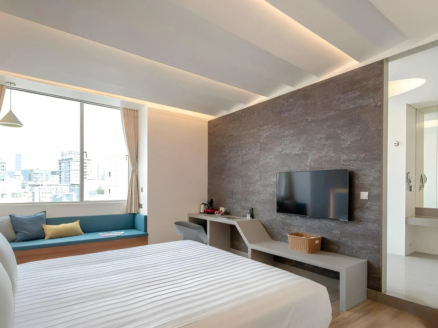 Wow-Happy Hotel Taipei