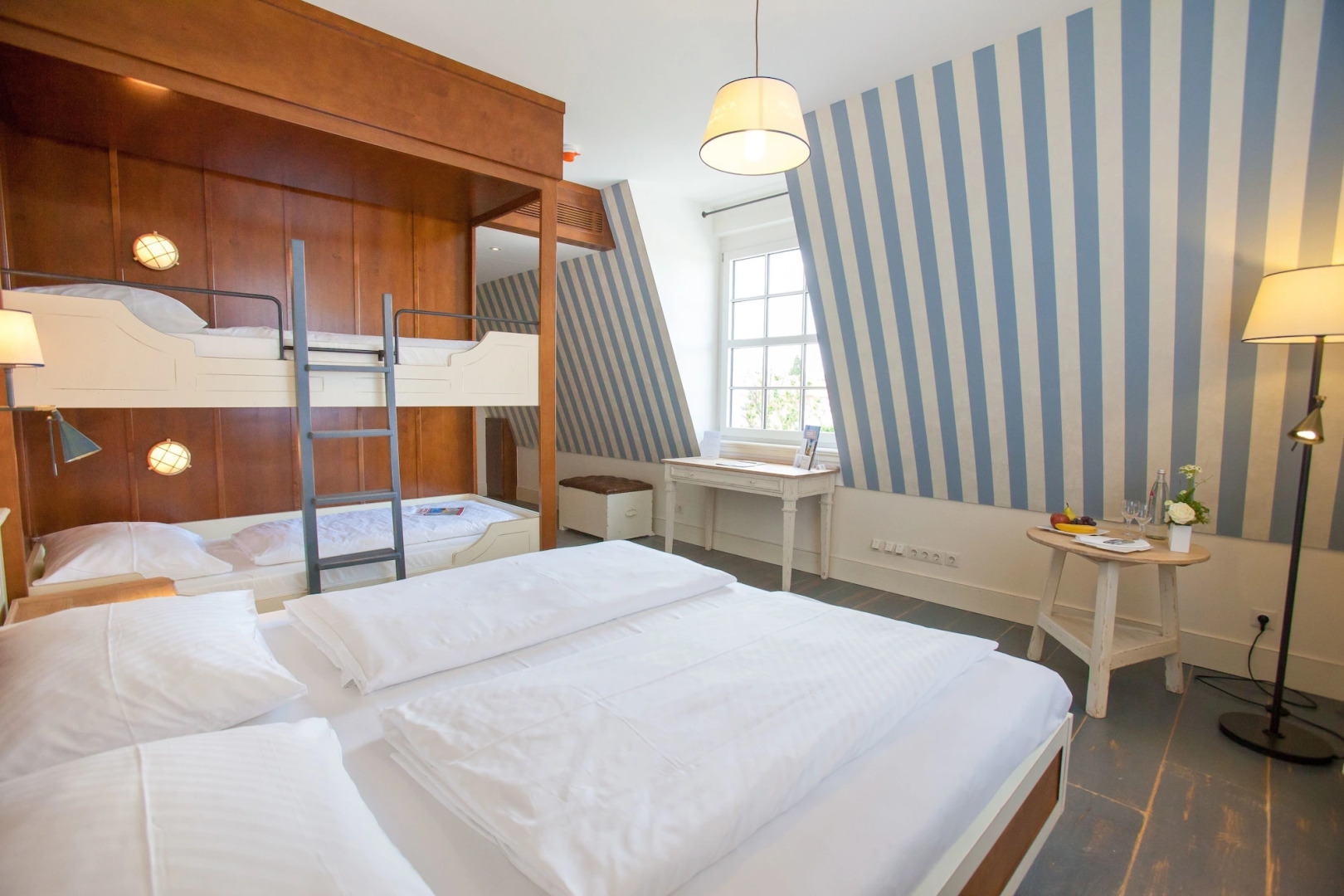 Europa-Park Erlebnis-Resort, Hotel Bell Rock