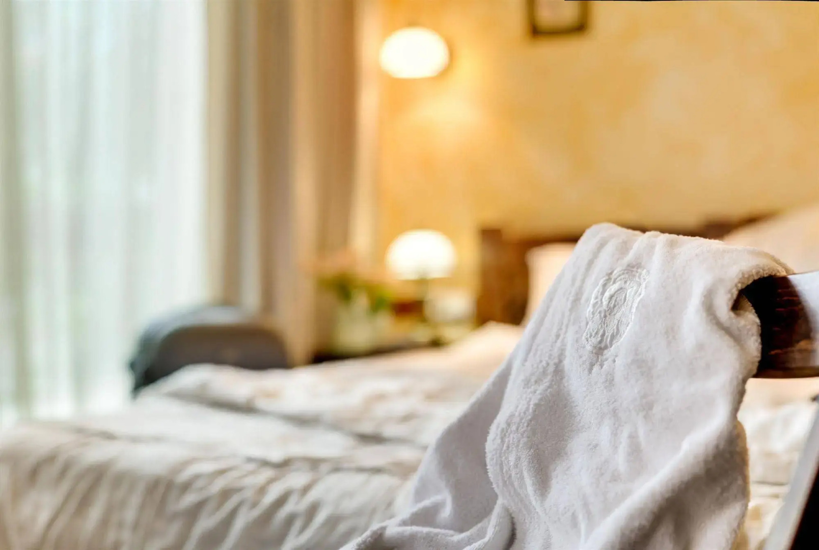 Под Темплем Отель