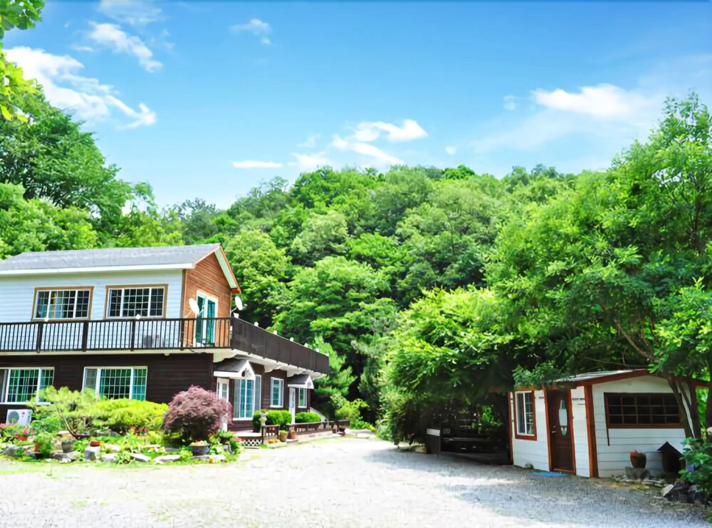 Yeosu Blue Sky Galaxy Pension