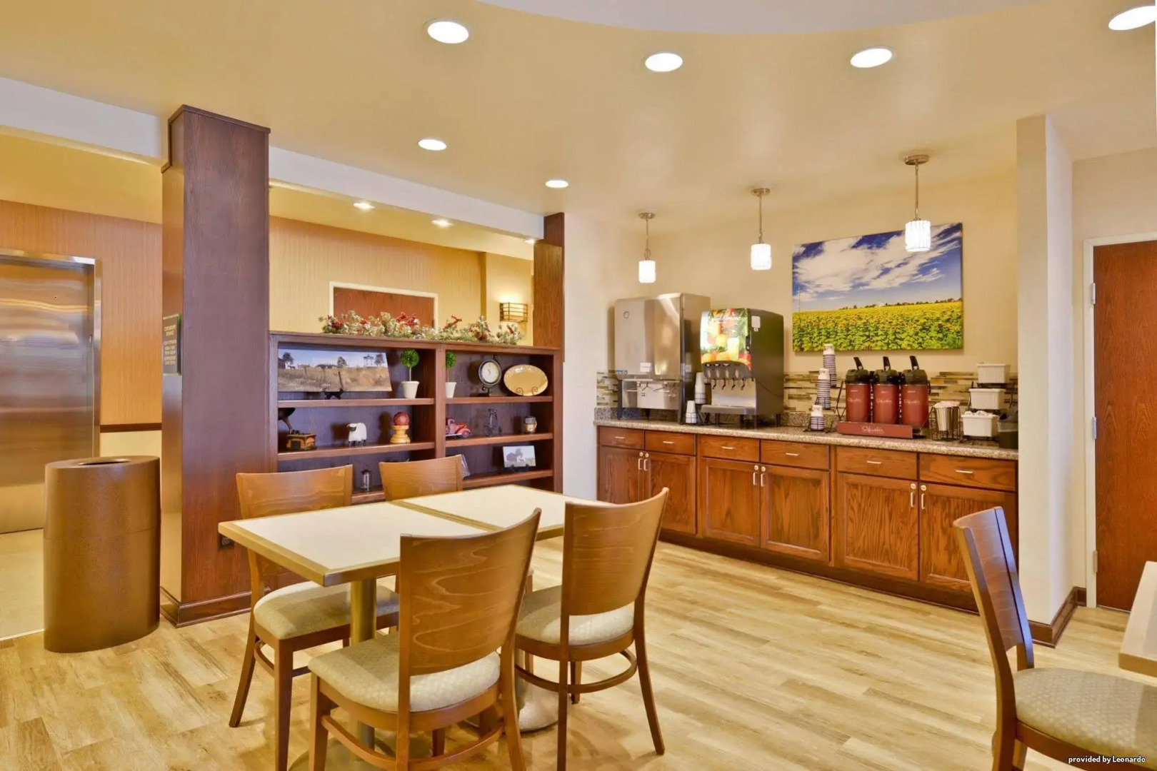 Green Mill Village Hotel & Suites, BW Signature Collection