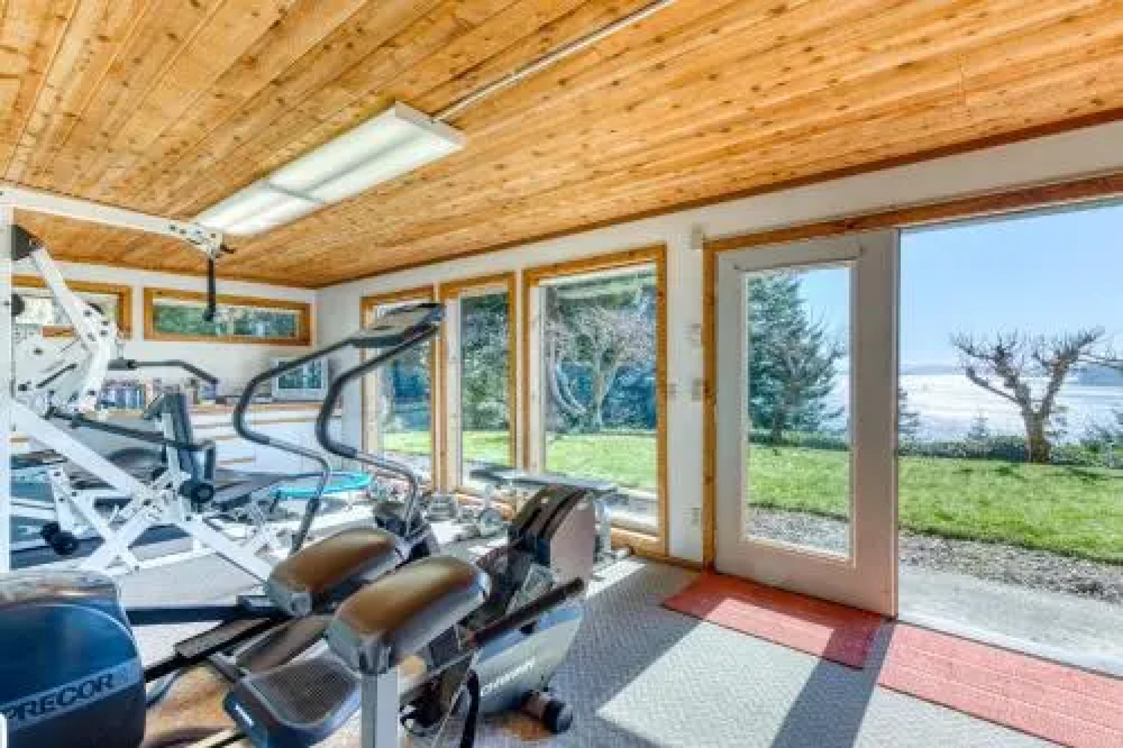 The Bridge and Balcony