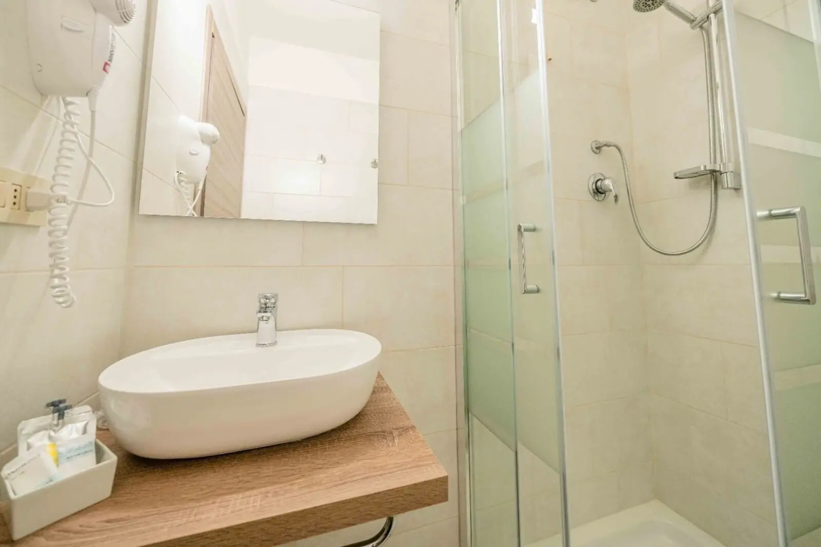 Hotel Cairoli