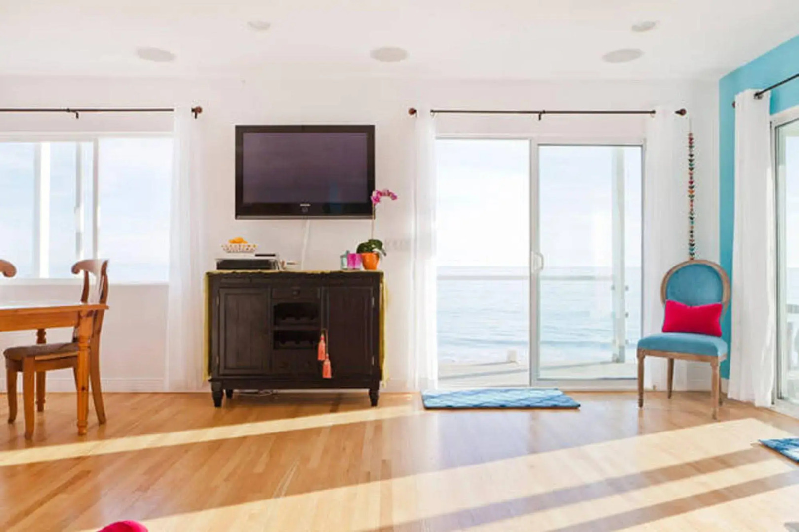 Malibu Beach Paradise Apartments