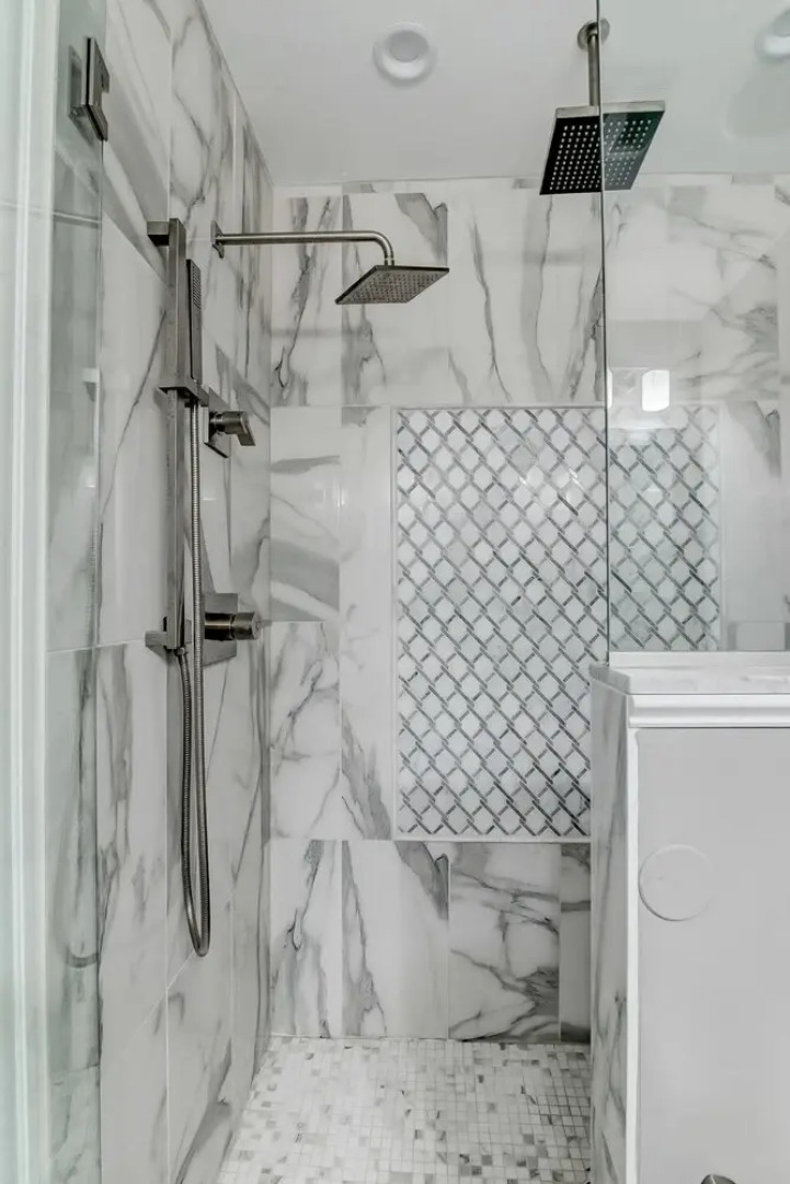 Luxury Home Near Harbor With Roofdeck & Parking