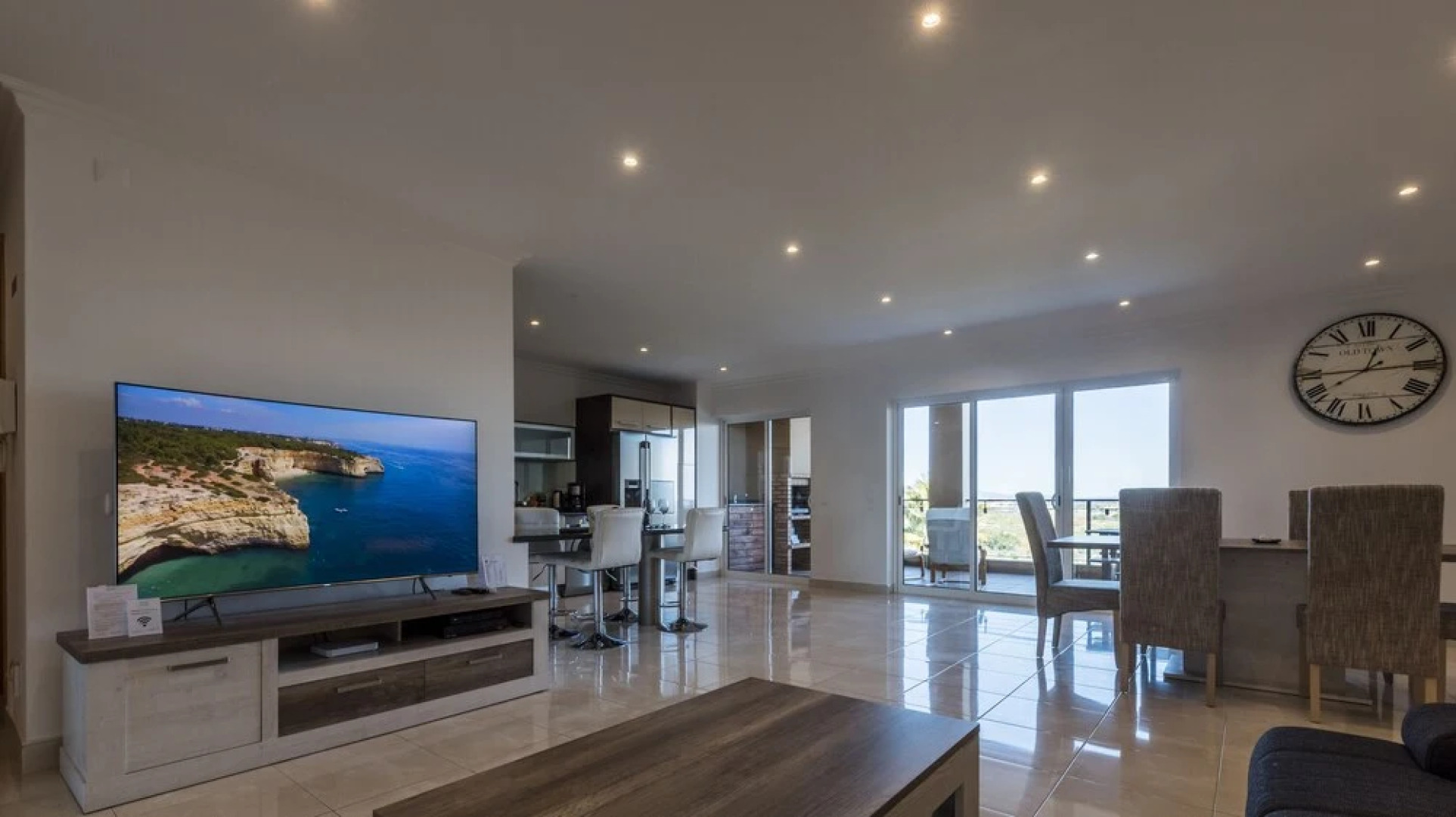 CheckinCheckout - Panorama Luxury Flat