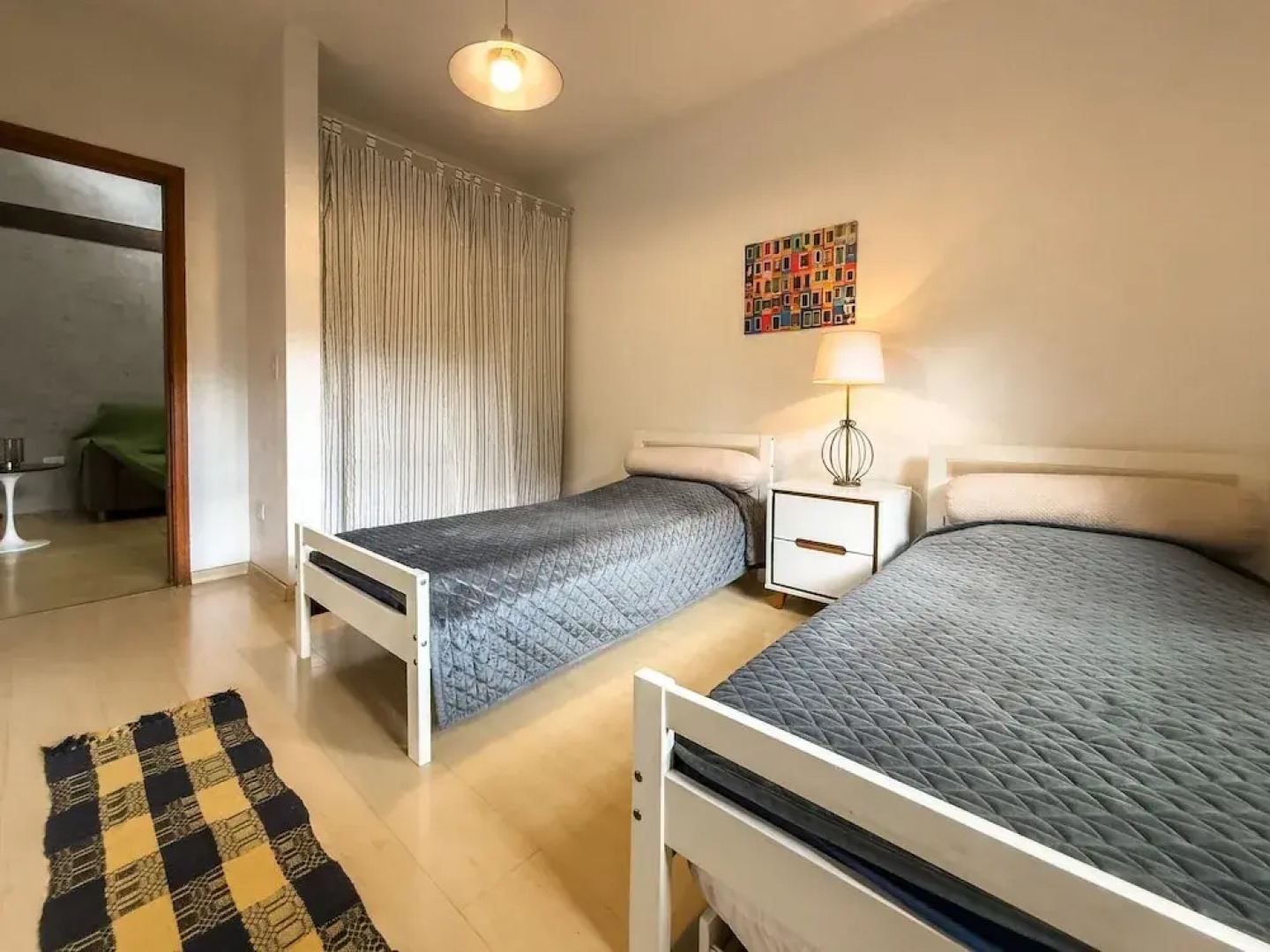 Casa com Piscina Privativa e Natureza – Granja Viana, São Paulo