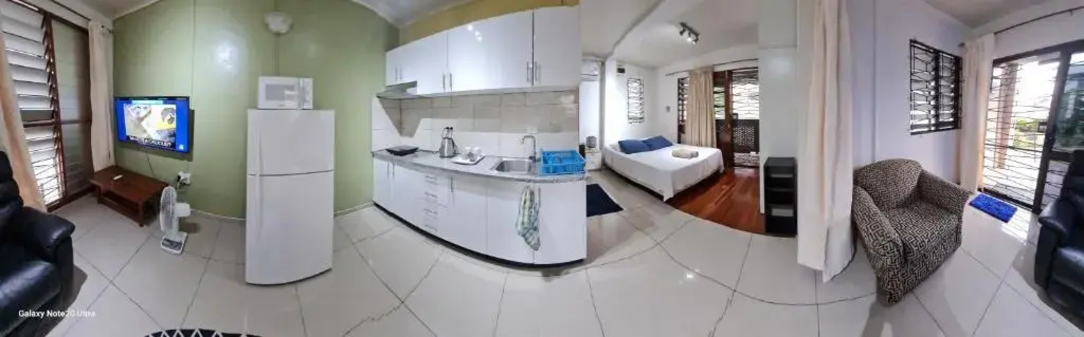 Cosy 2 bedroom unit with pool,Wifi parking