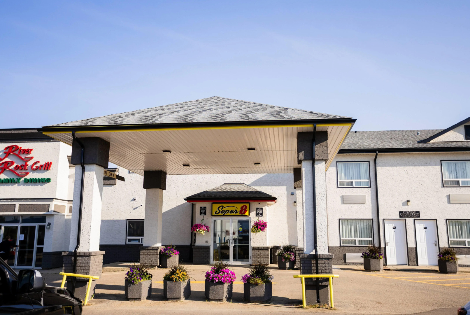 Super 8 by Wyndham Drayton Valley