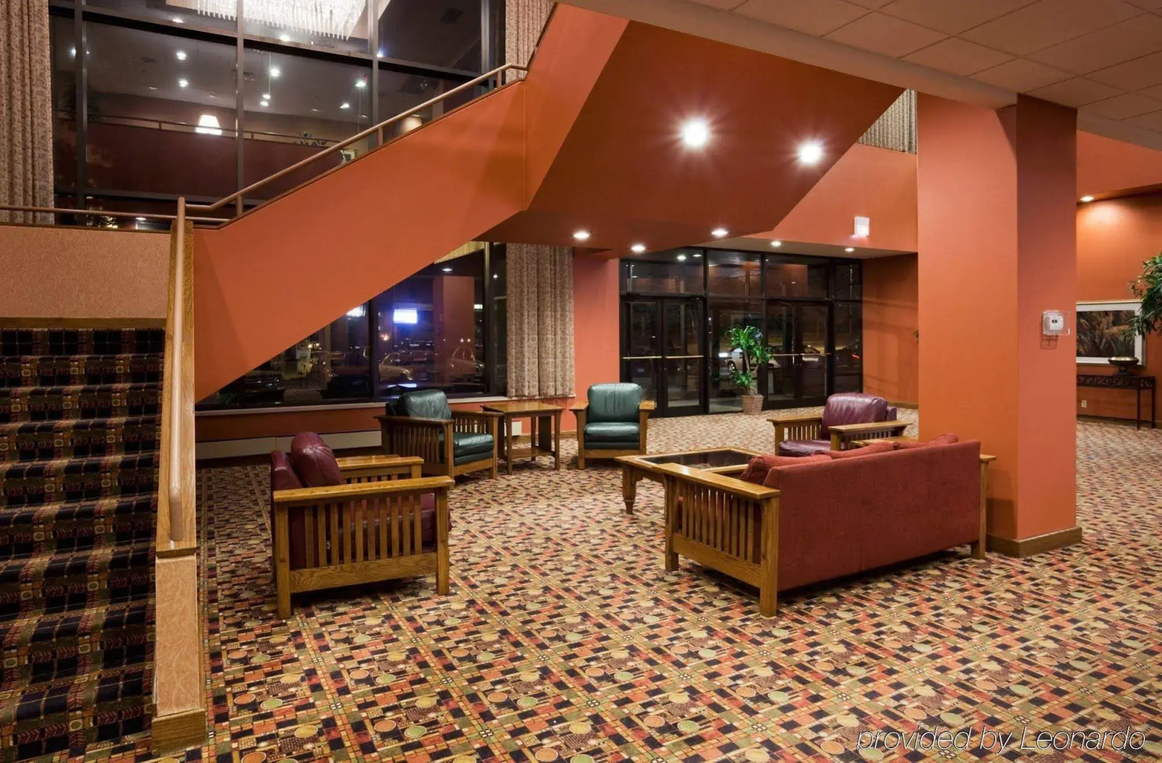 DoubleTree by Hilton St. Paul East