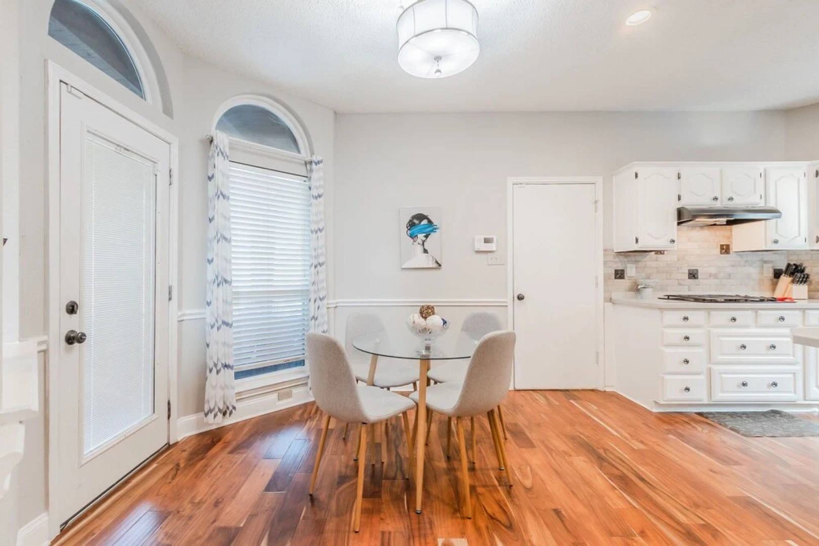 5 Bedroom Spacious Getaway, 2 Game Rooms, Hot Tub by Redawning