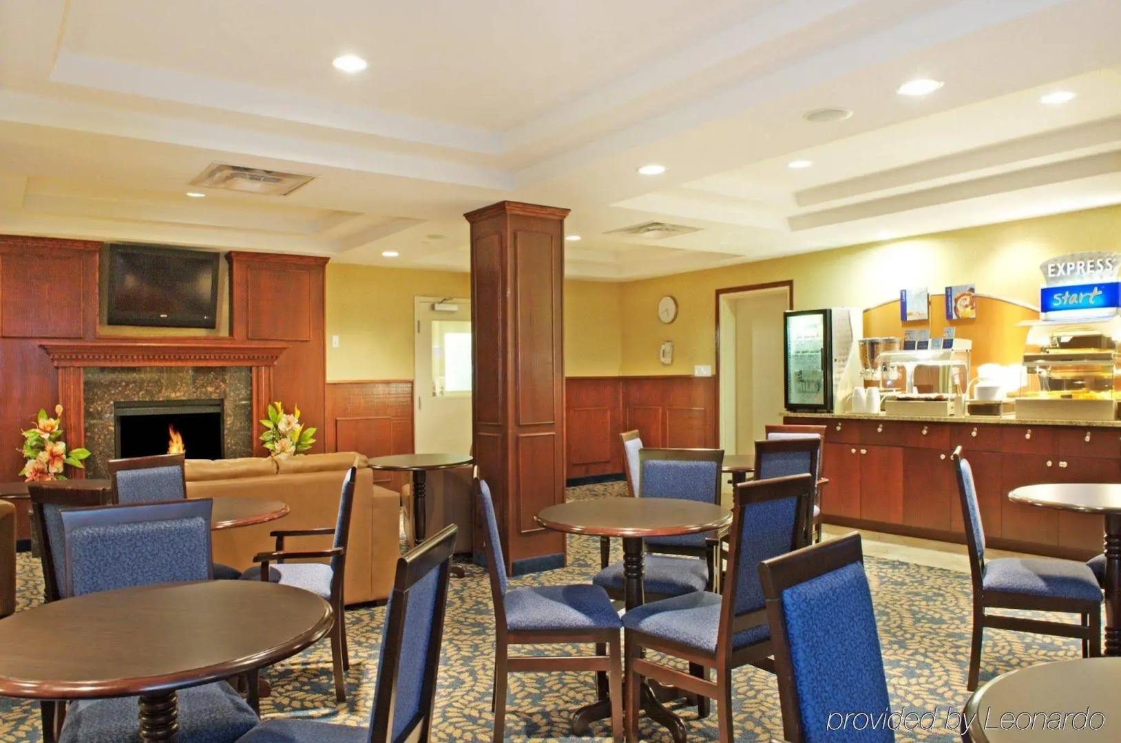 Holiday Inn Express Hotel & Suites Edson by IHG