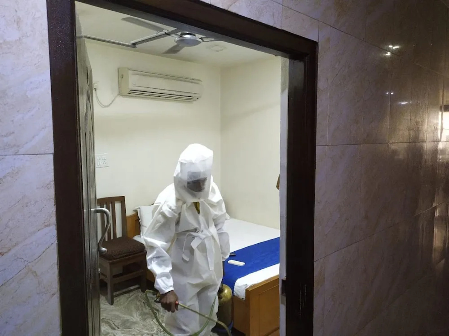 Hotel Rathnavel Towers