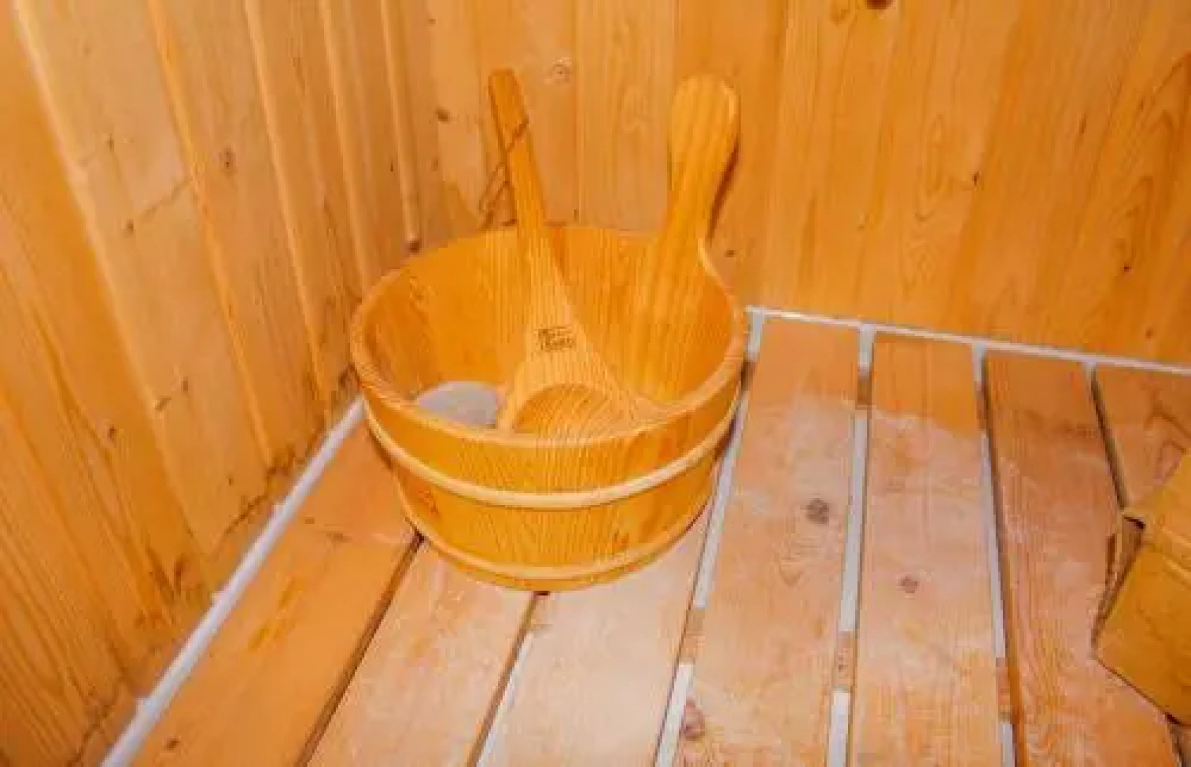 Shkreli Hotel- Camp